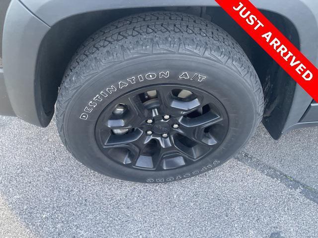 used 2019 Jeep Cherokee car, priced at $17,800