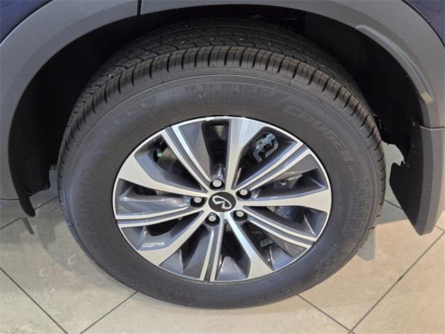 used 2025 INFINITI QX60 car, priced at $42,000