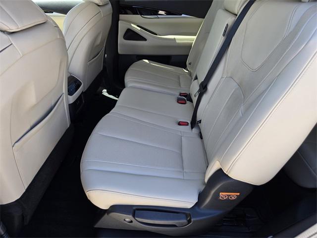 used 2025 INFINITI QX60 car, priced at $42,000
