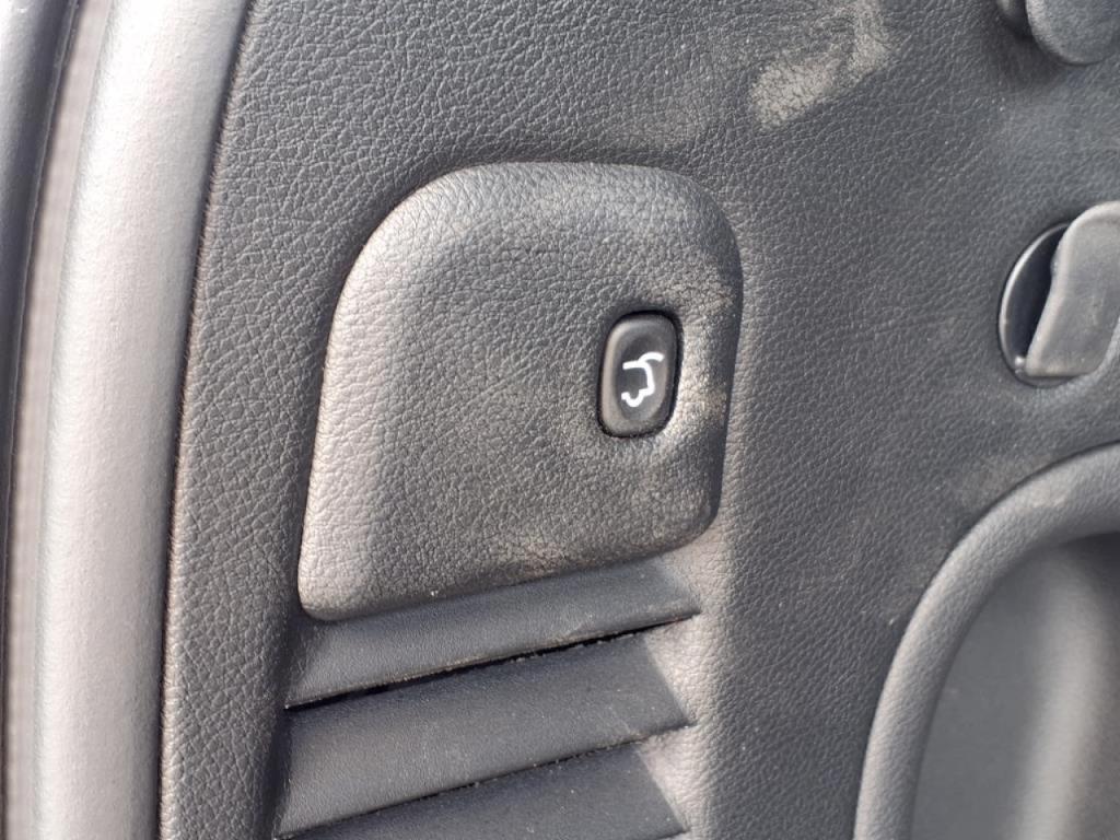 used 2021 Jeep Grand Cherokee car, priced at $25,996