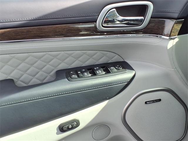 used 2017 Jeep Grand Cherokee car, priced at $22,995