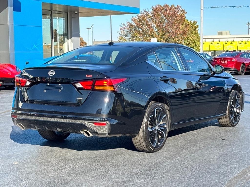 new 2024 Nissan Altima car