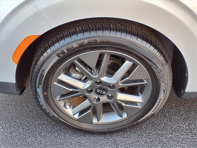 used 2021 Kia Soul car, priced at $19,139