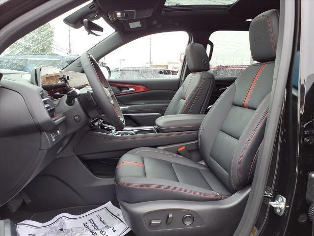 new 2026 Chevrolet Traverse car, priced at $59,165