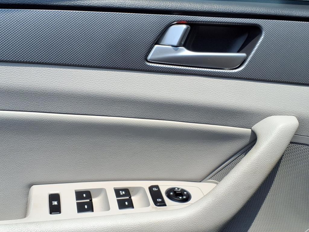 used 2016 Hyundai Sonata Hybrid car, priced at $15,760