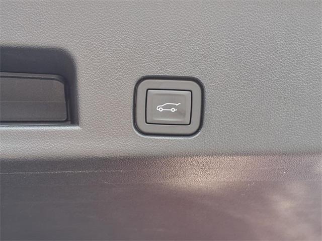 used 2024 Chevrolet Traverse car, priced at $58,770