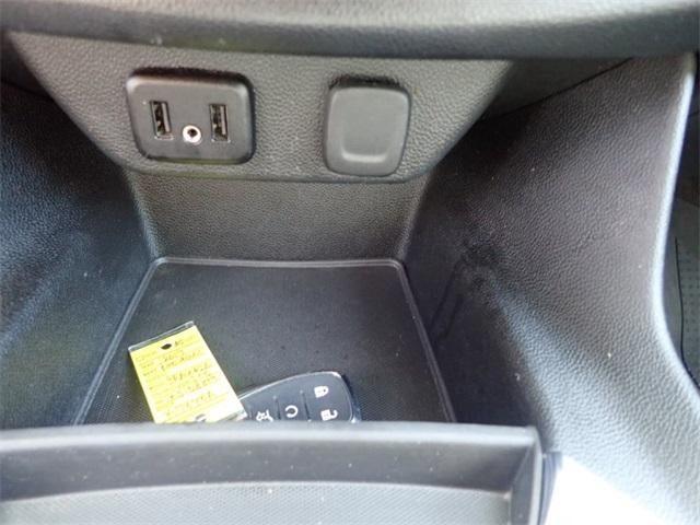 used 2019 Chevrolet Traverse car, priced at $19,839