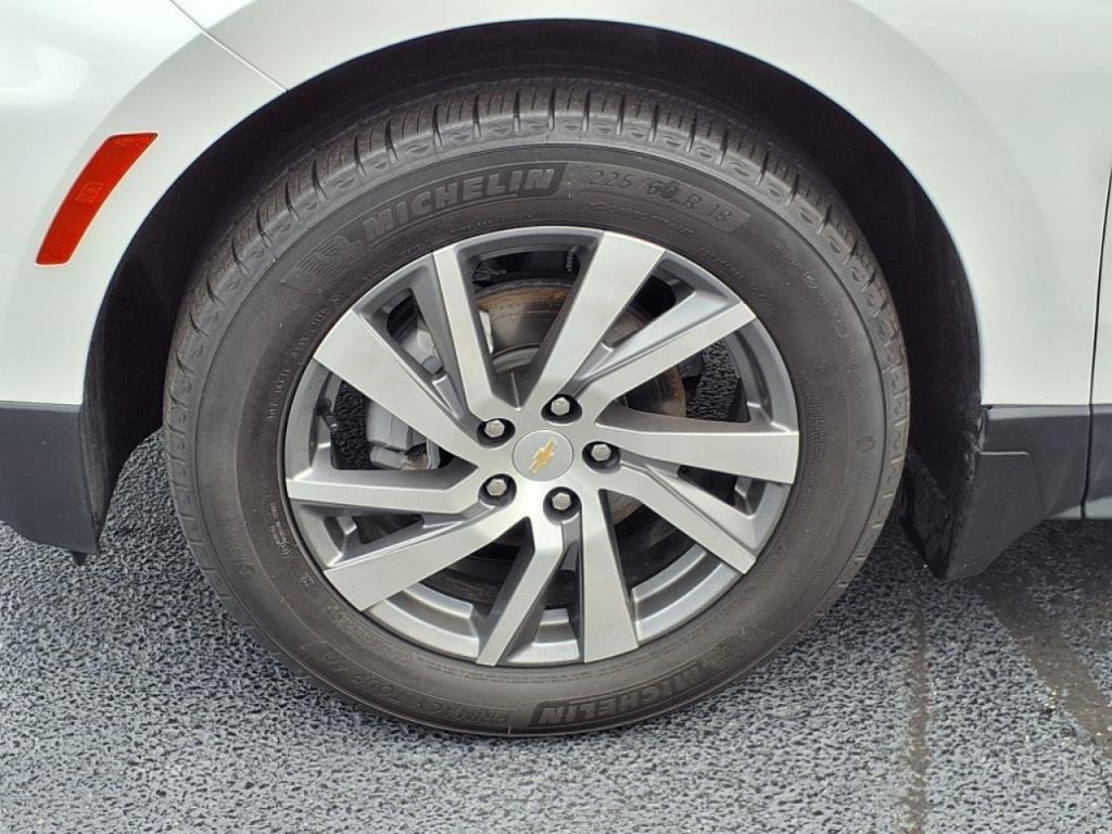 used 2022 Chevrolet Equinox car, priced at $23,881
