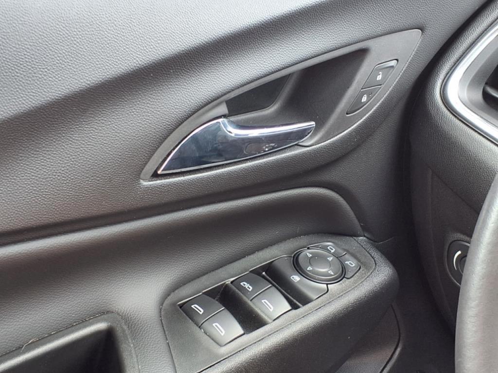 used 2022 Chevrolet Equinox car, priced at $23,881