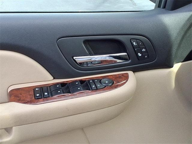 used 2008 Chevrolet Suburban car, priced at $10,995