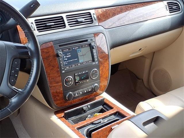 used 2008 Chevrolet Suburban car, priced at $10,995