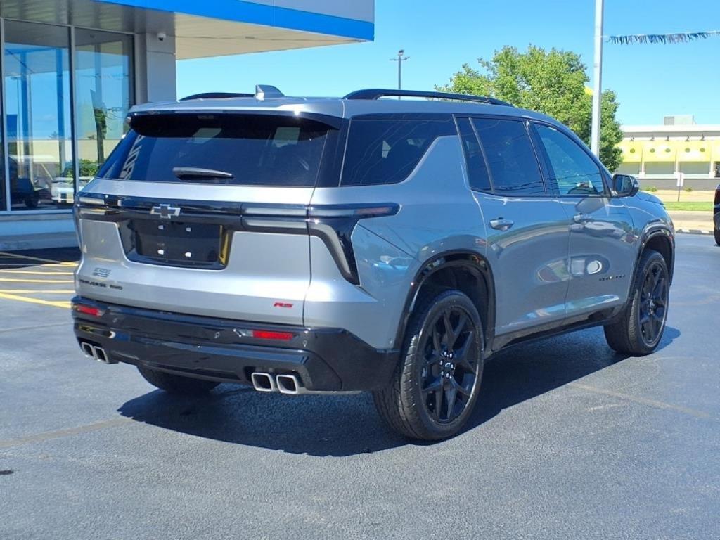 used 2024 Chevrolet Traverse car, priced at $57,889