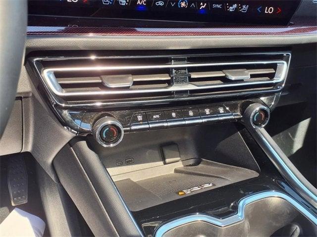 used 2024 Chevrolet Traverse car, priced at $56,644