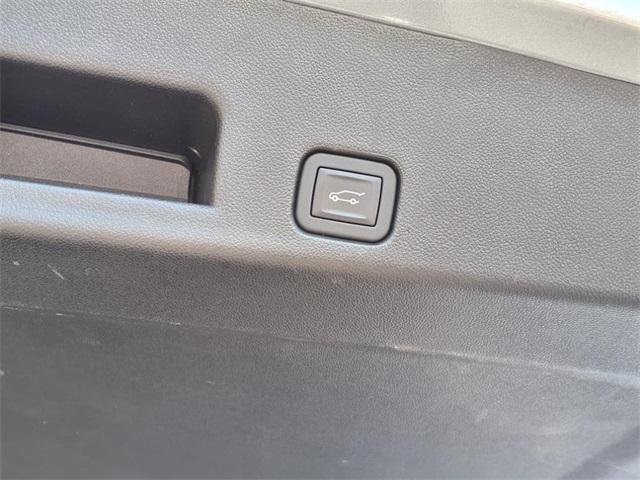 used 2024 Chevrolet Traverse car, priced at $58,770