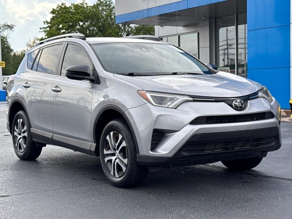 used 2018 Toyota RAV4 car