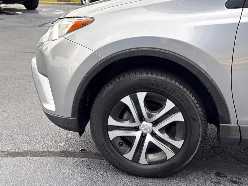 used 2018 Toyota RAV4 car