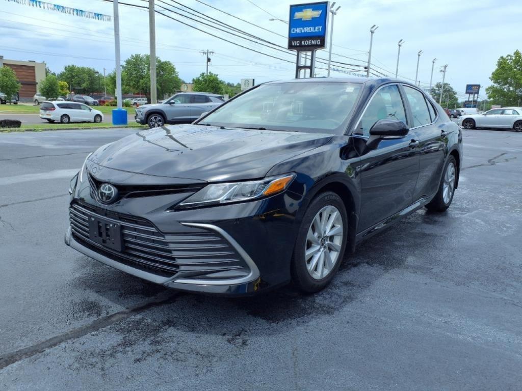 used 2023 Toyota Camry car, priced at $25,886