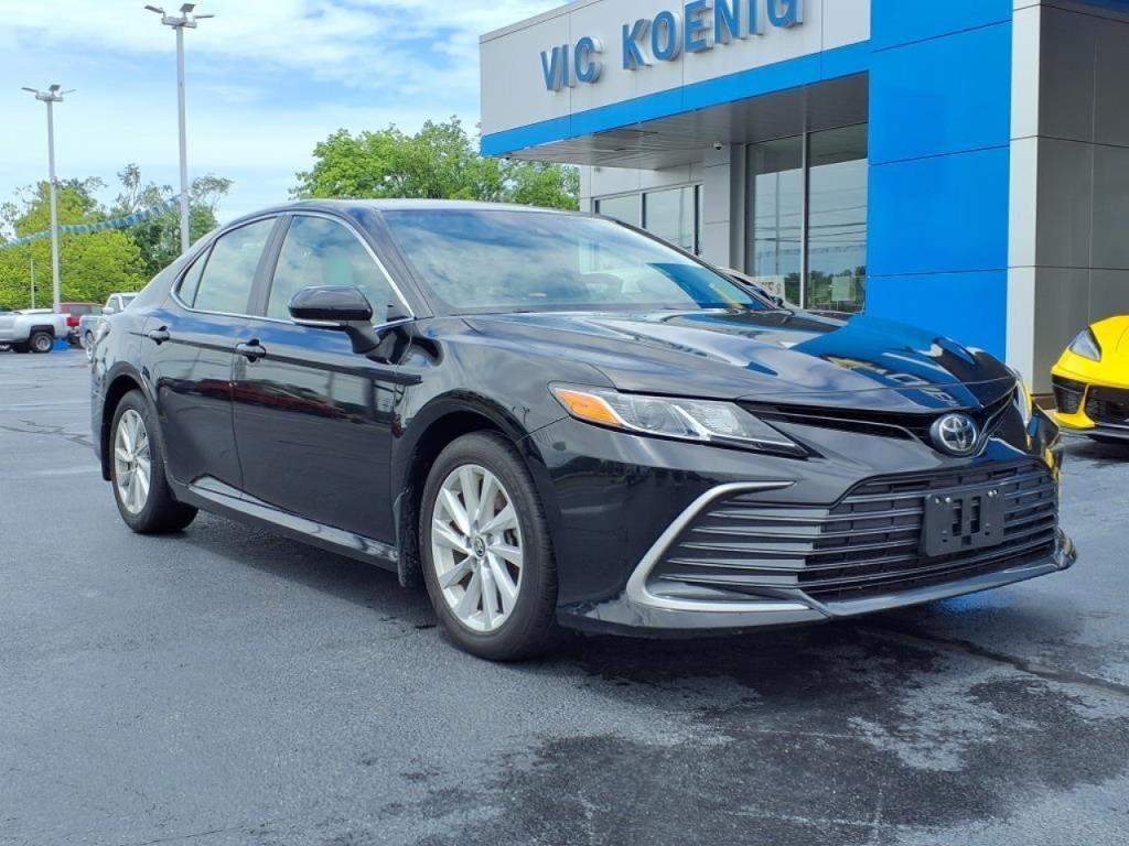 used 2023 Toyota Camry car, priced at $25,886