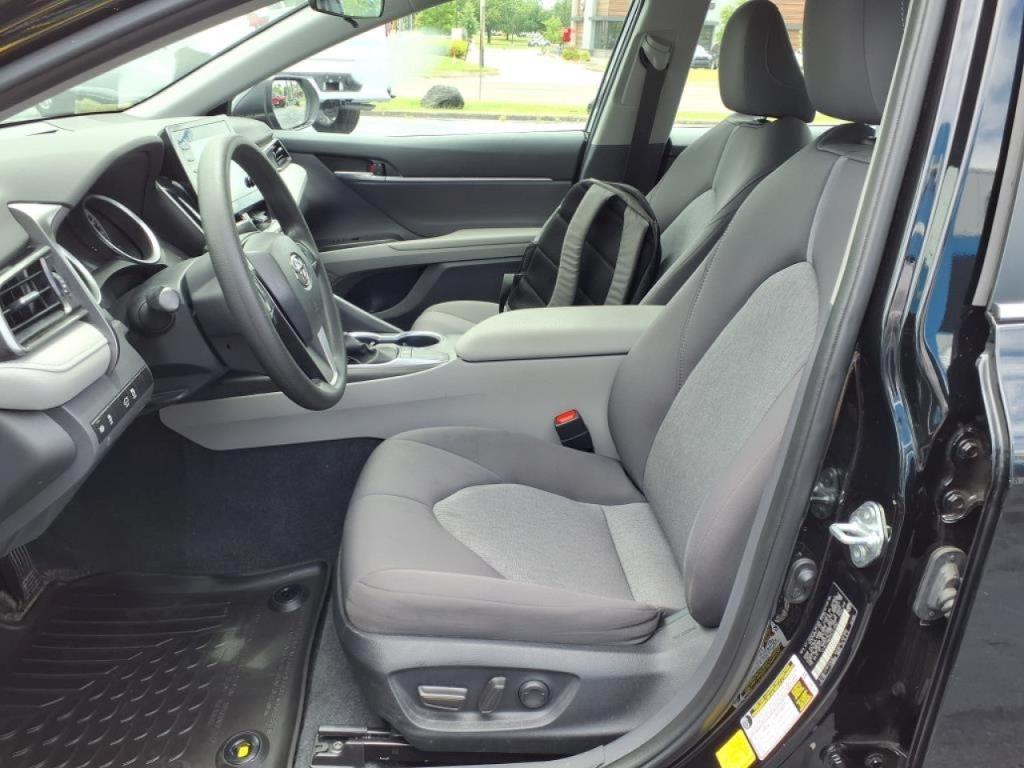 used 2023 Toyota Camry car, priced at $25,886