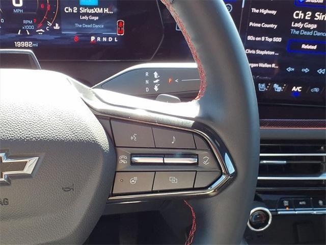 used 2024 Chevrolet Traverse car, priced at $52,829