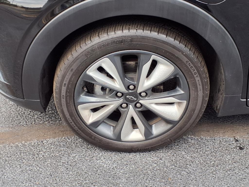 used 2022 Chevrolet Bolt EUV car, priced at $21,944