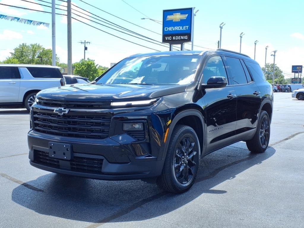 new 2025 Chevrolet Traverse car, priced at $44,480