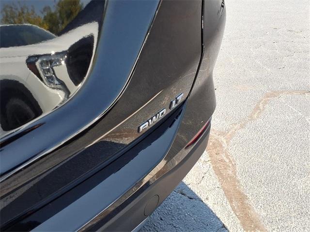 used 2022 Chevrolet Equinox car, priced at $24,379