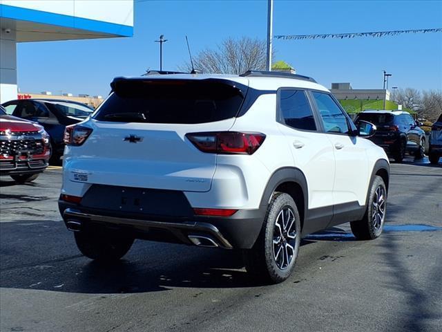 new 2025 Chevrolet TrailBlazer car, priced at $28,640