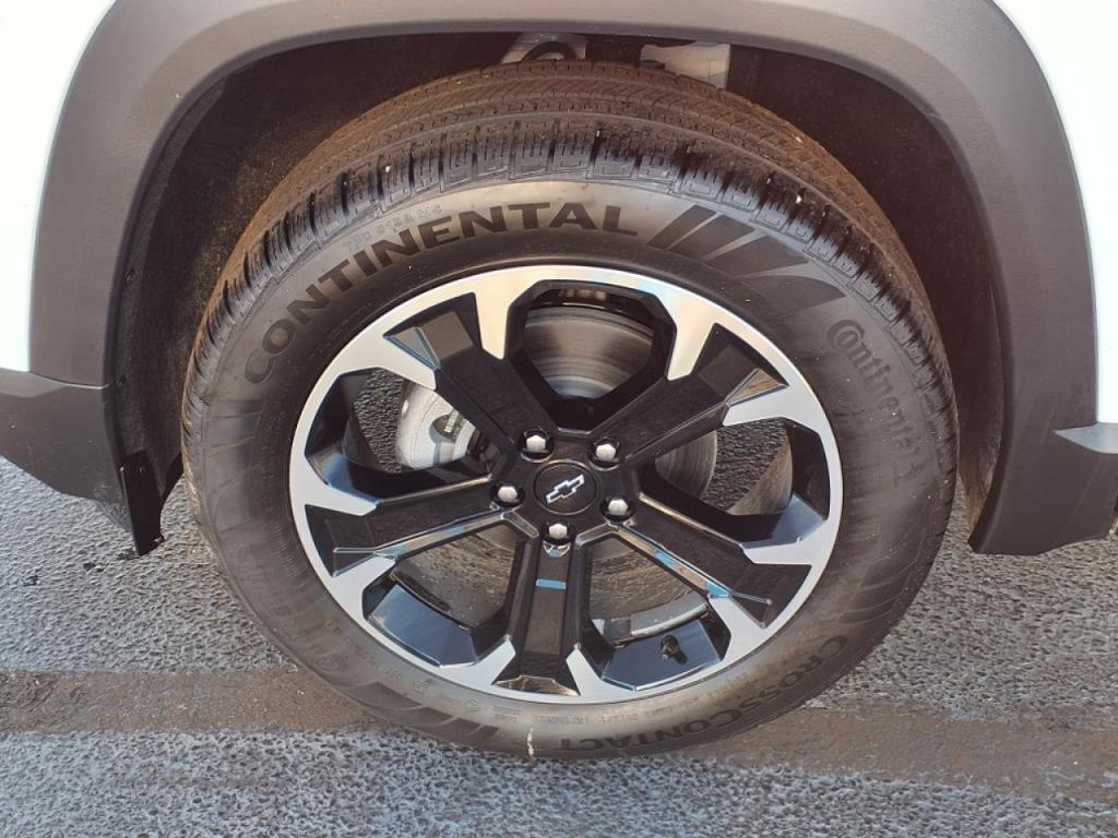 new 2025 Chevrolet Equinox car, priced at $29,358