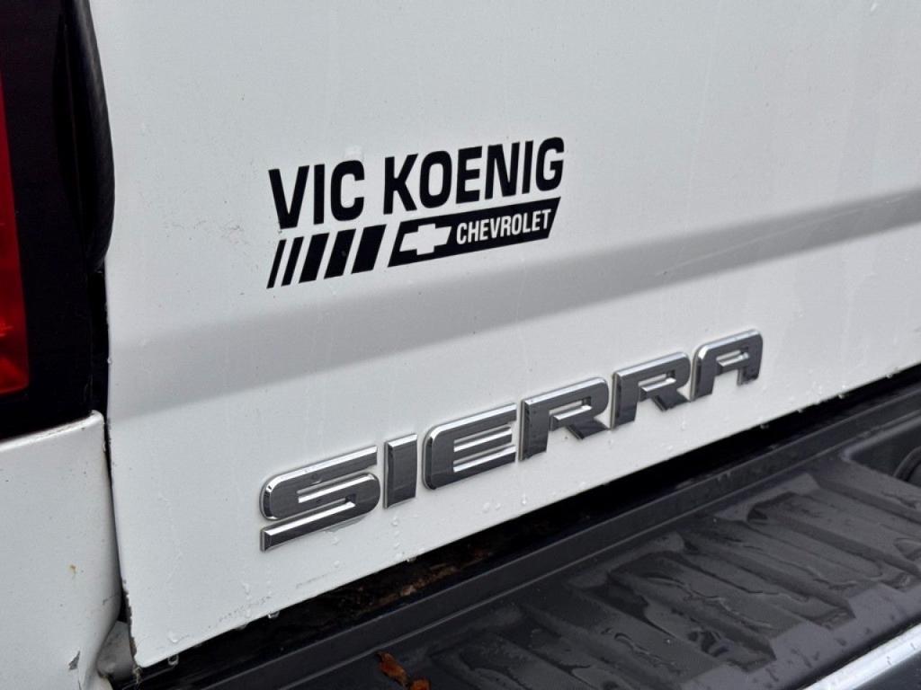 used 2015 GMC Sierra 1500 car, priced at $9,995