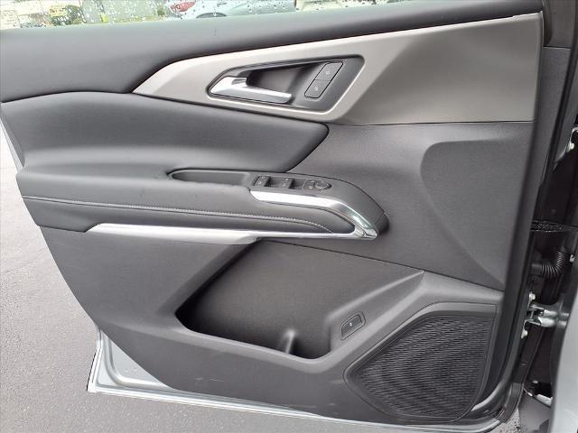 new 2026 Chevrolet Traverse car, priced at $47,265