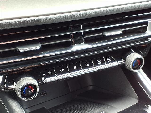 new 2026 Chevrolet Traverse car, priced at $47,265