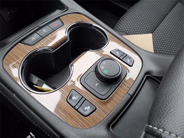 used 2023 GMC Acadia car, priced at $30,894