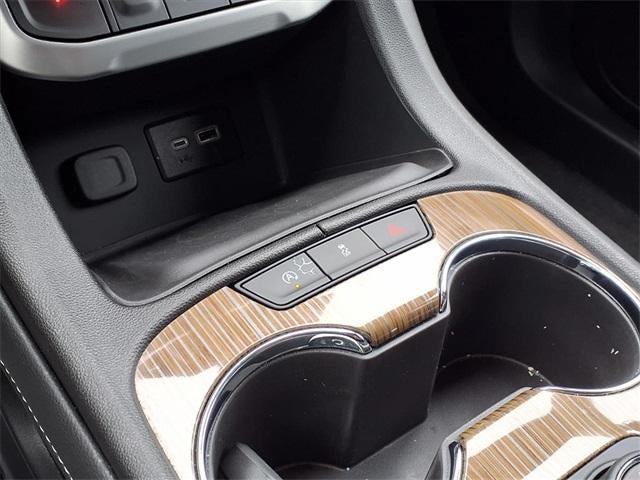 used 2023 GMC Acadia car, priced at $30,894