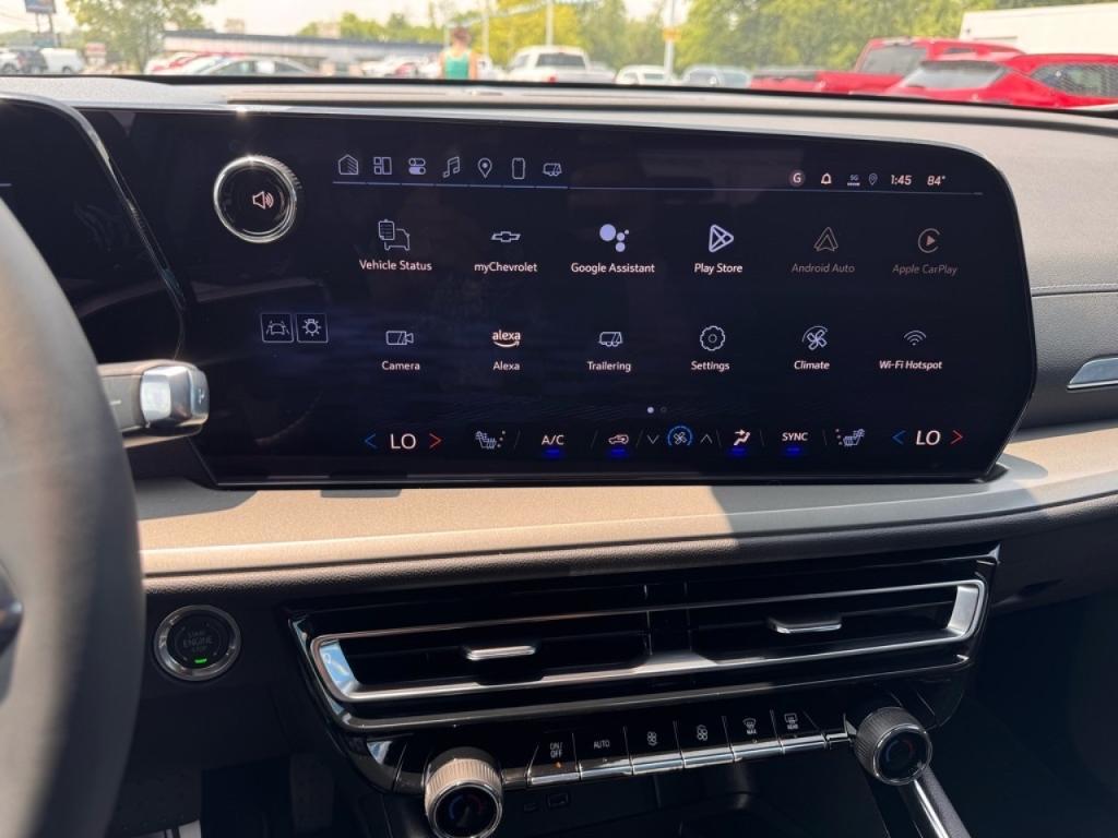 new 2025 Chevrolet Traverse car, priced at $42,320