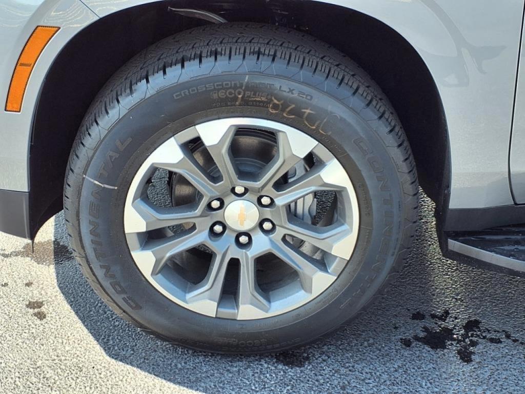 new 2025 Chevrolet Tahoe car, priced at $62,570