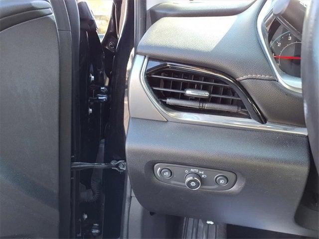 used 2020 Chevrolet Traverse car, priced at $21,811