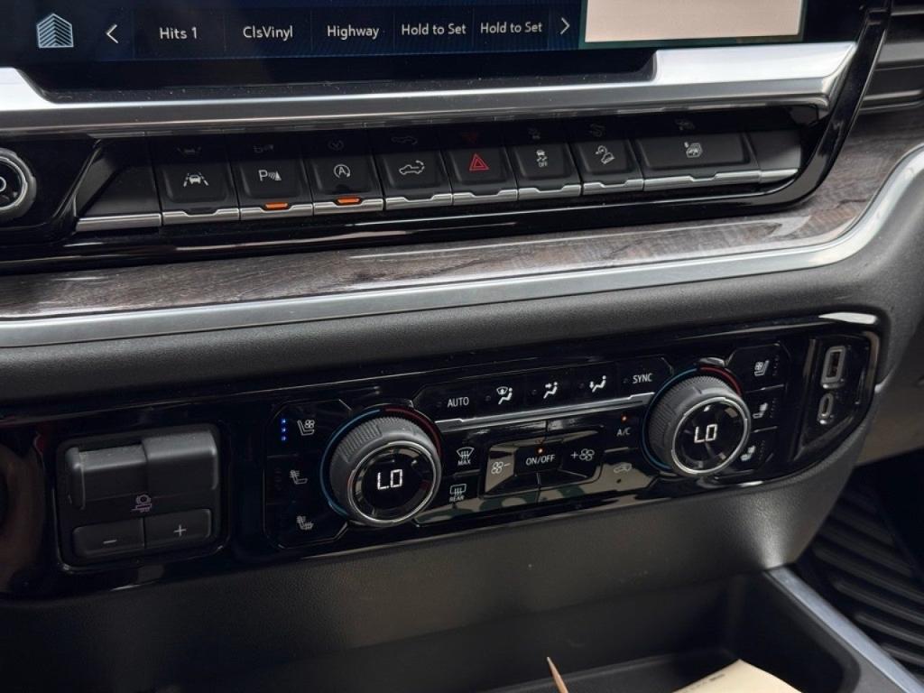 used 2022 Chevrolet Silverado 1500 car, priced at $43,152