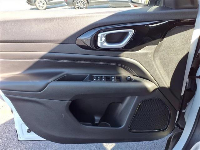 used 2022 Jeep Compass car, priced at $24,681