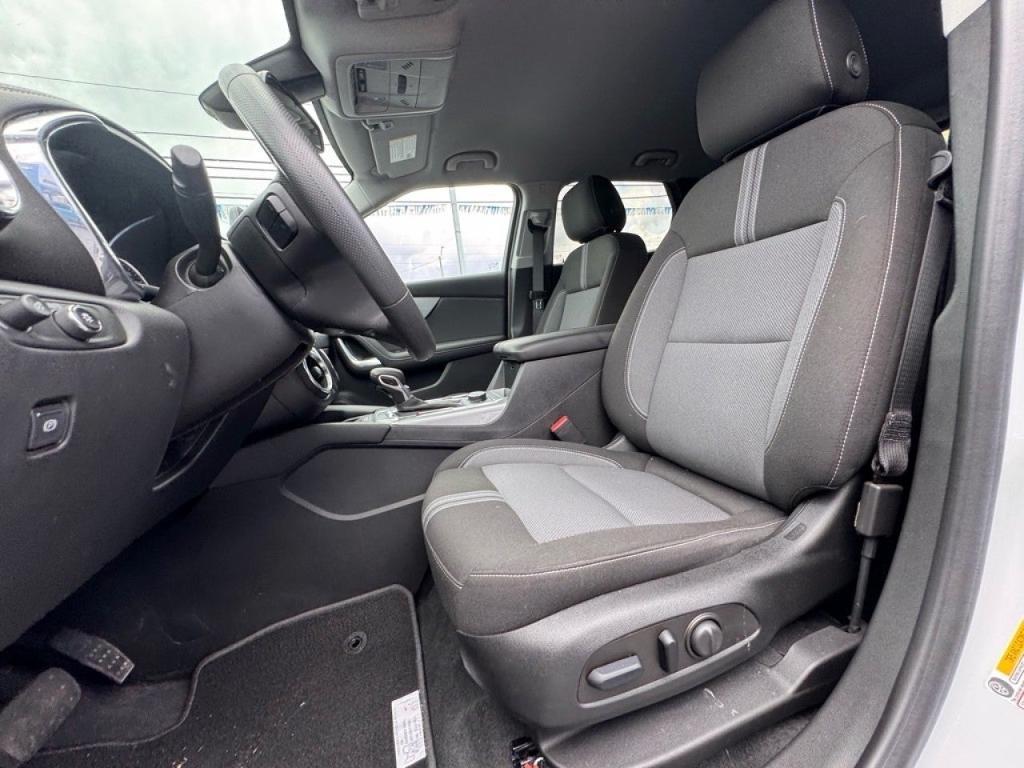 used 2023 Chevrolet Blazer car