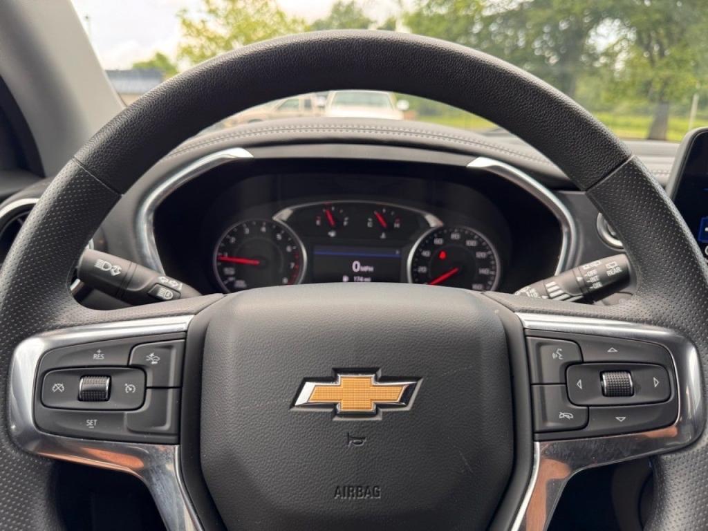 used 2023 Chevrolet Blazer car