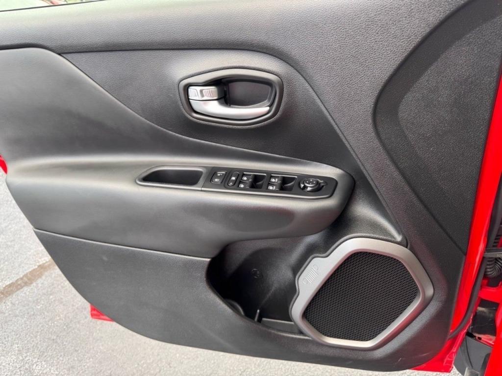 used 2019 Jeep Renegade car