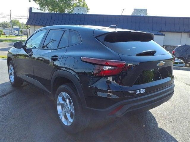 used 2024 Chevrolet Trax car, priced at $22,499