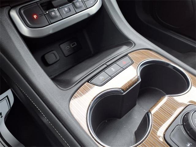 used 2023 GMC Acadia car, priced at $30,494