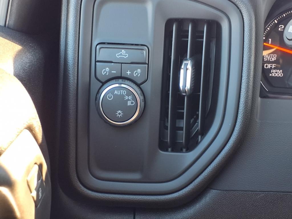 new 2025 Chevrolet Silverado 1500 car, priced at $47,625