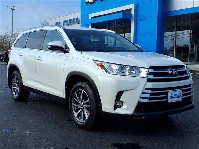 used 2019 Toyota Highlander car, priced at $29,844