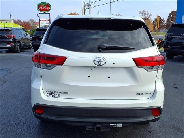 used 2019 Toyota Highlander car, priced at $29,844
