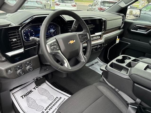 new 2025 Chevrolet Silverado 1500 car, priced at $53,740