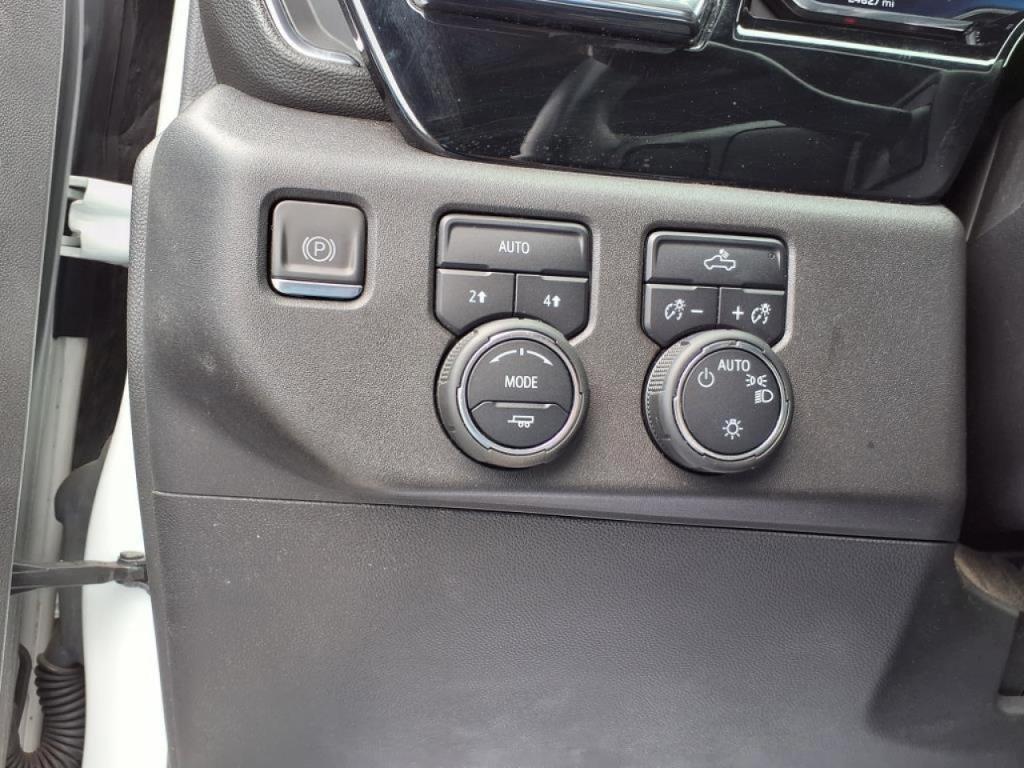 used 2022 Chevrolet Silverado 1500 car, priced at $39,488