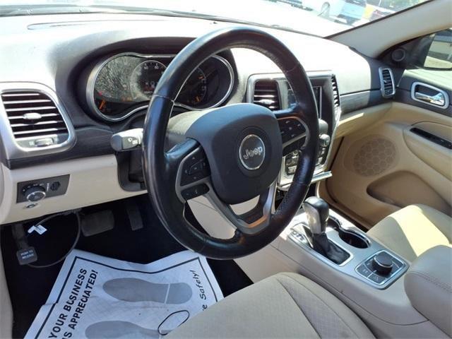 used 2021 Jeep Grand Cherokee car, priced at $20,895